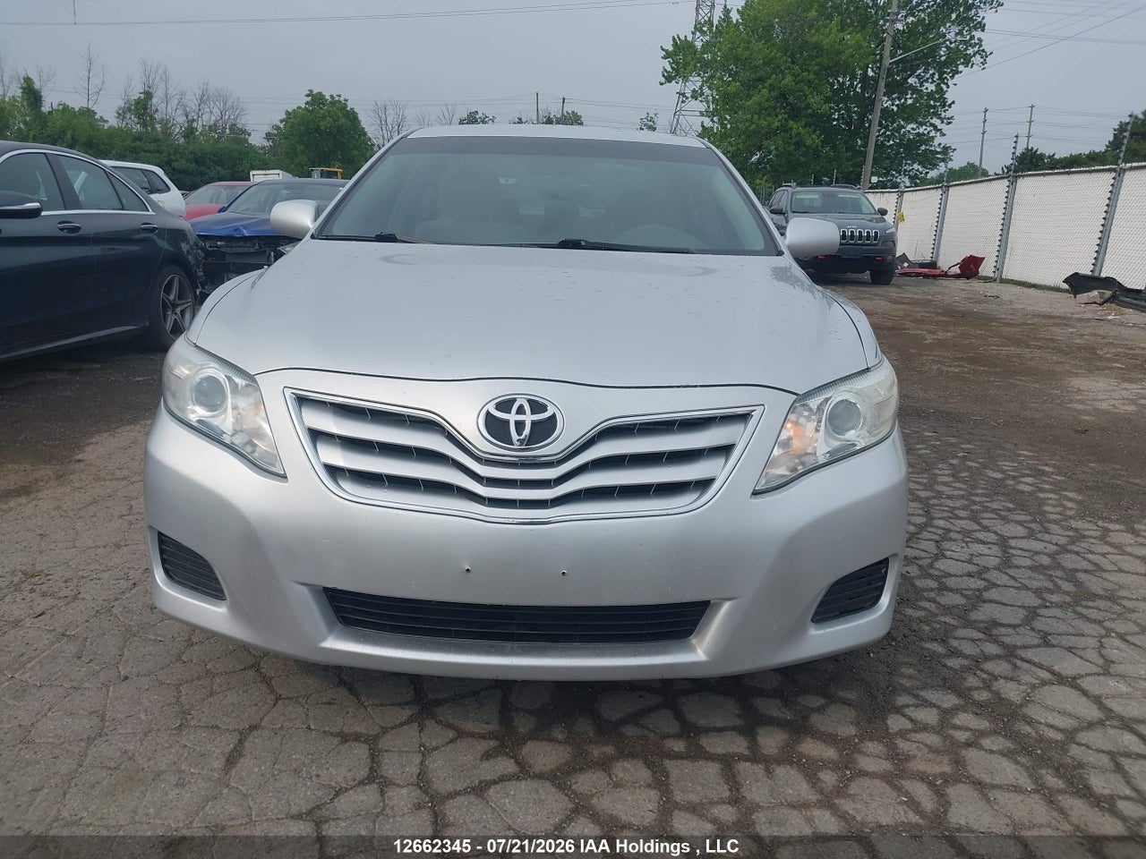 2010 TOYOTA CAMRY LE thumbnail 7