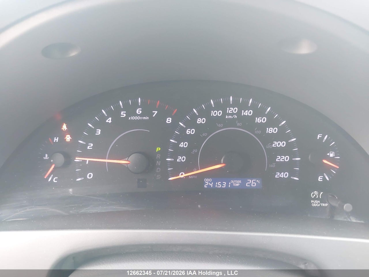 2010 TOYOTA CAMRY LE thumbnail 8