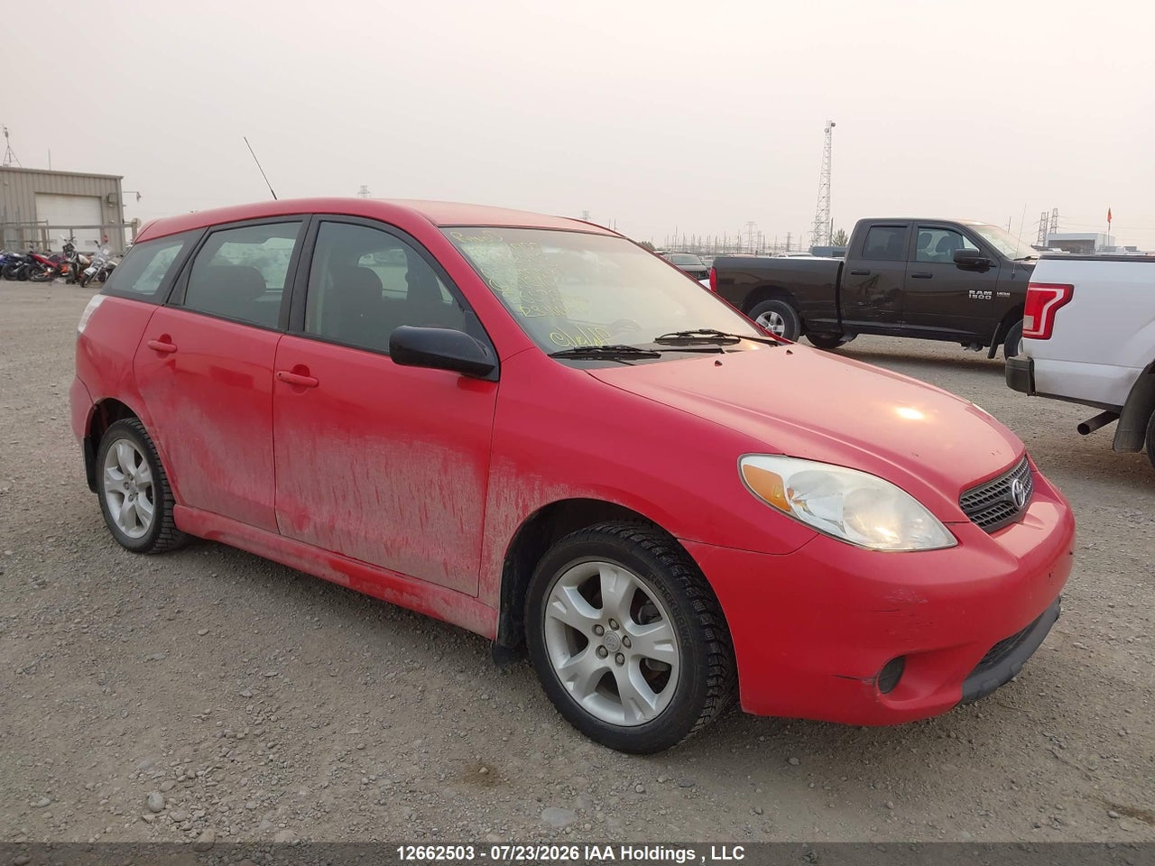 2005 TOYOTA COROLLA MATRIX XR thumbnail 2