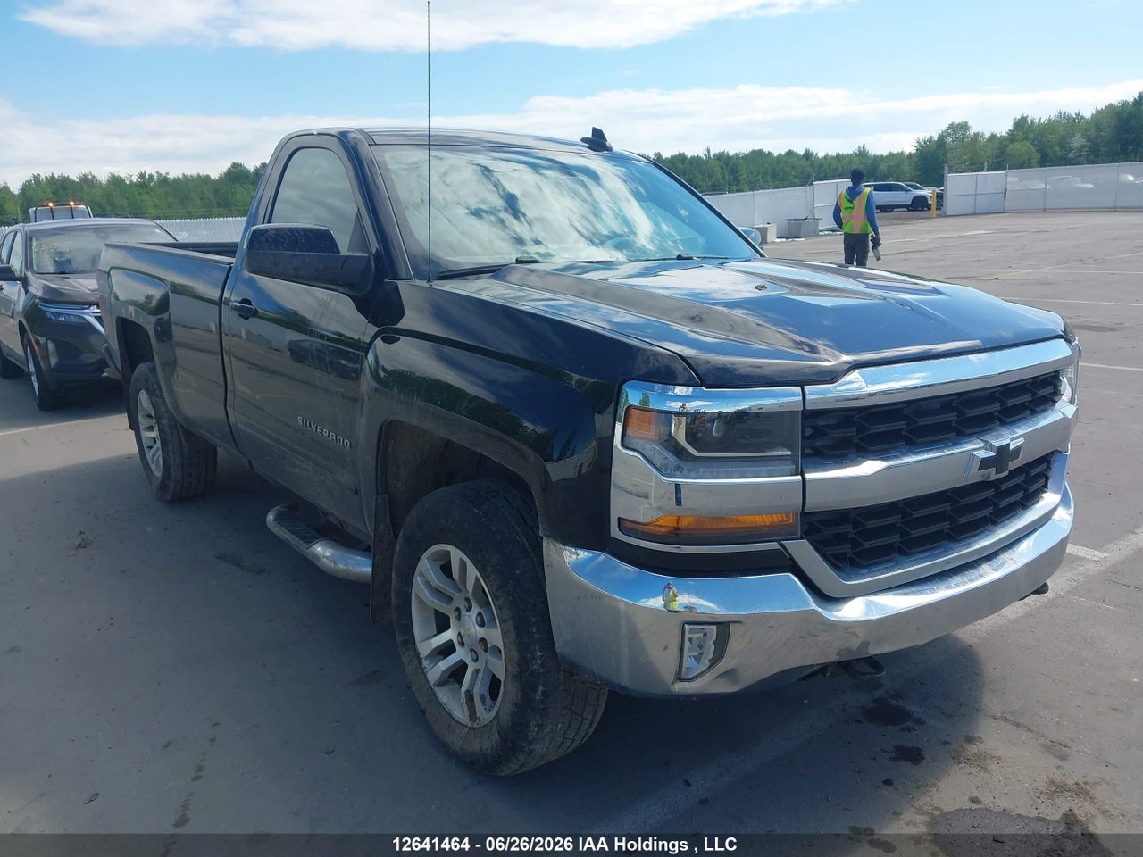 2016 CHEVROLET SILVERADO 1500 LT thumbnail 2