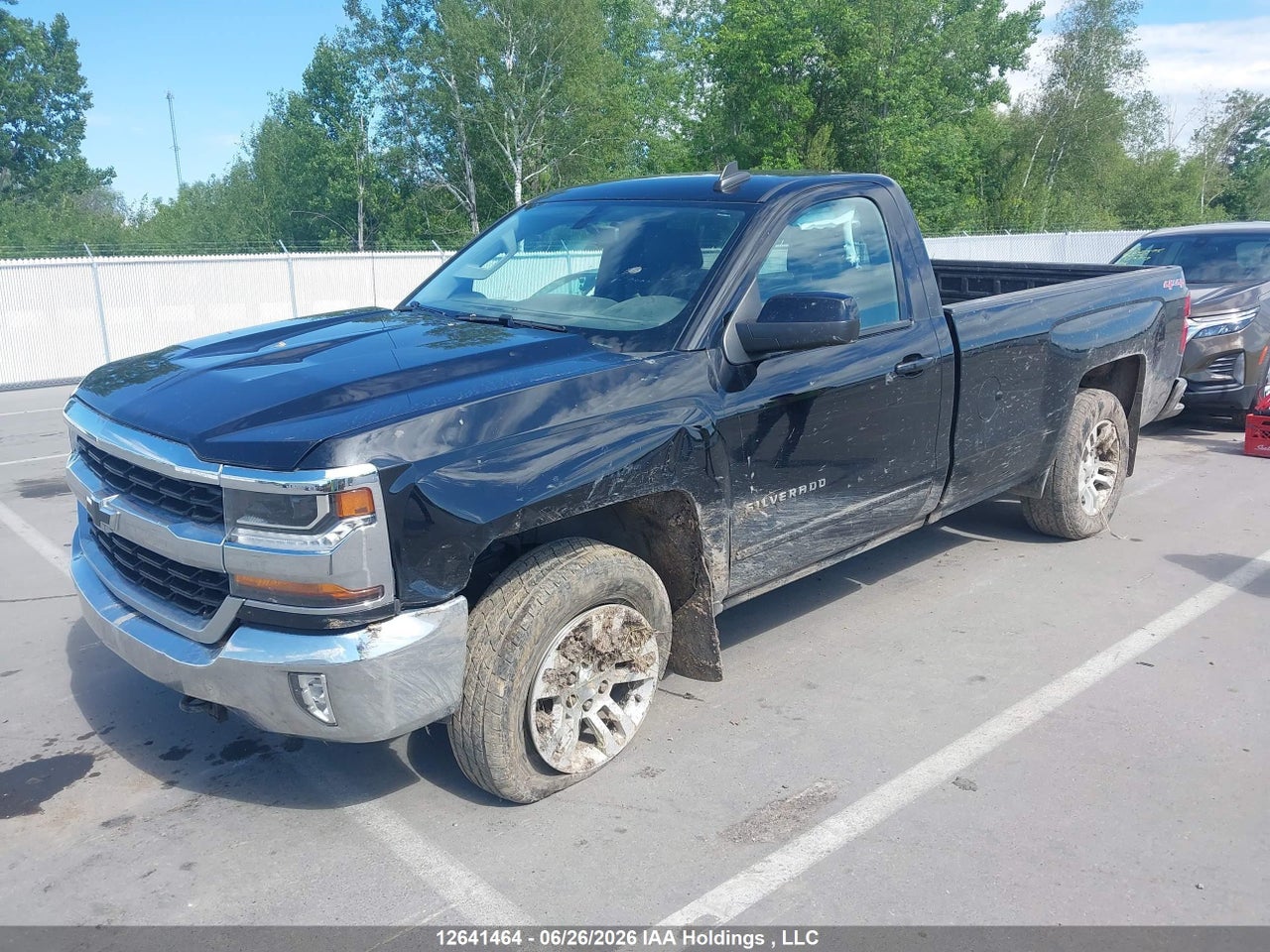 2016 CHEVROLET SILVERADO 1500 LT thumbnail 3