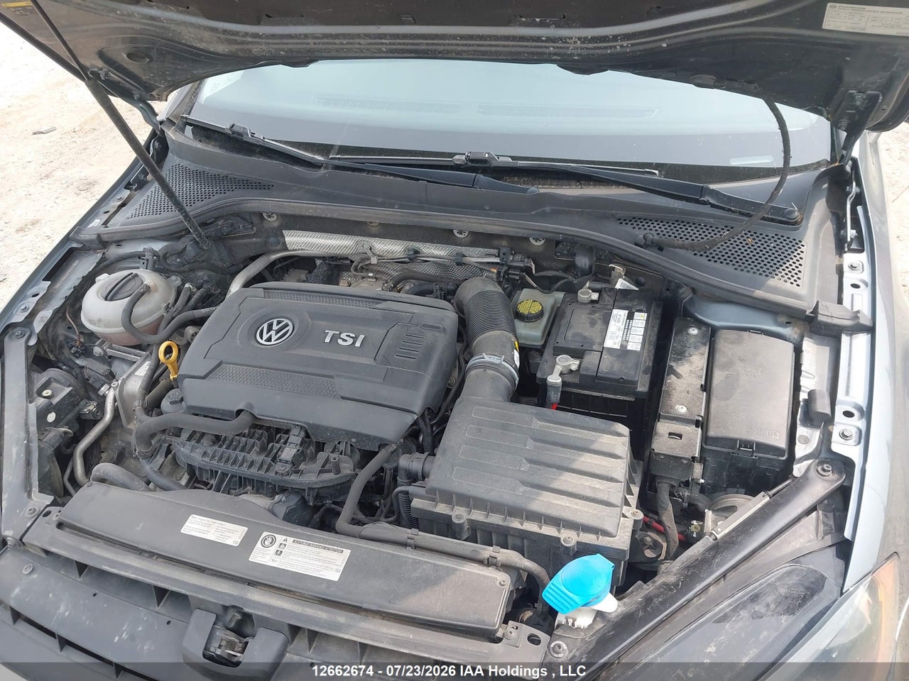 2015 VOLKSWAGEN GOLF thumbnail 11