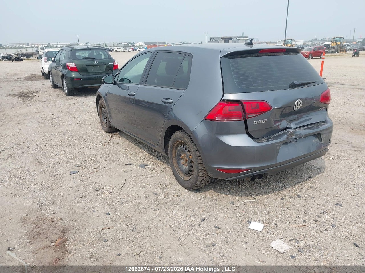 2015 VOLKSWAGEN GOLF thumbnail 4