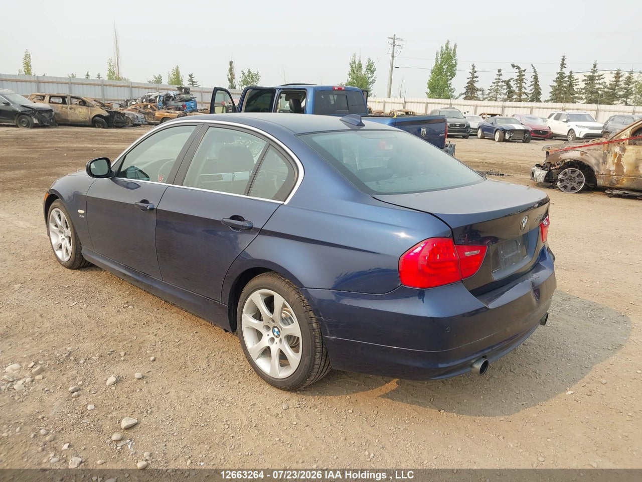 2011 BMW 335I XDRIVE thumbnail 4