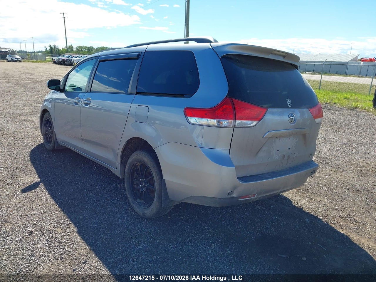 2012 TOYOTA SIENNA LE 7 PASSENGER thumbnail 4