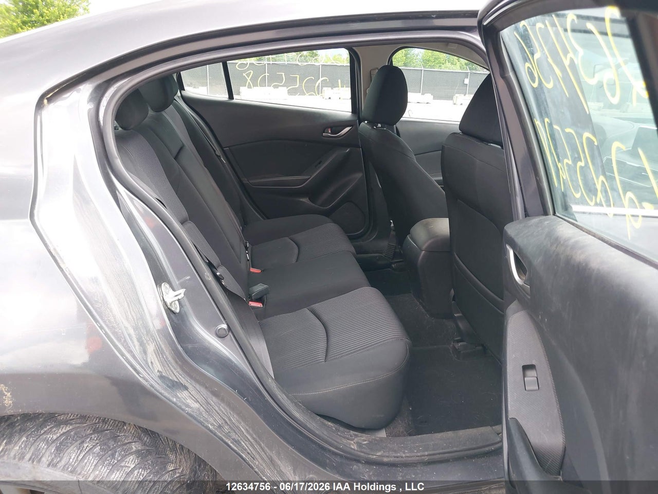 2015 MAZDA MAZDA3 GS thumbnail 9