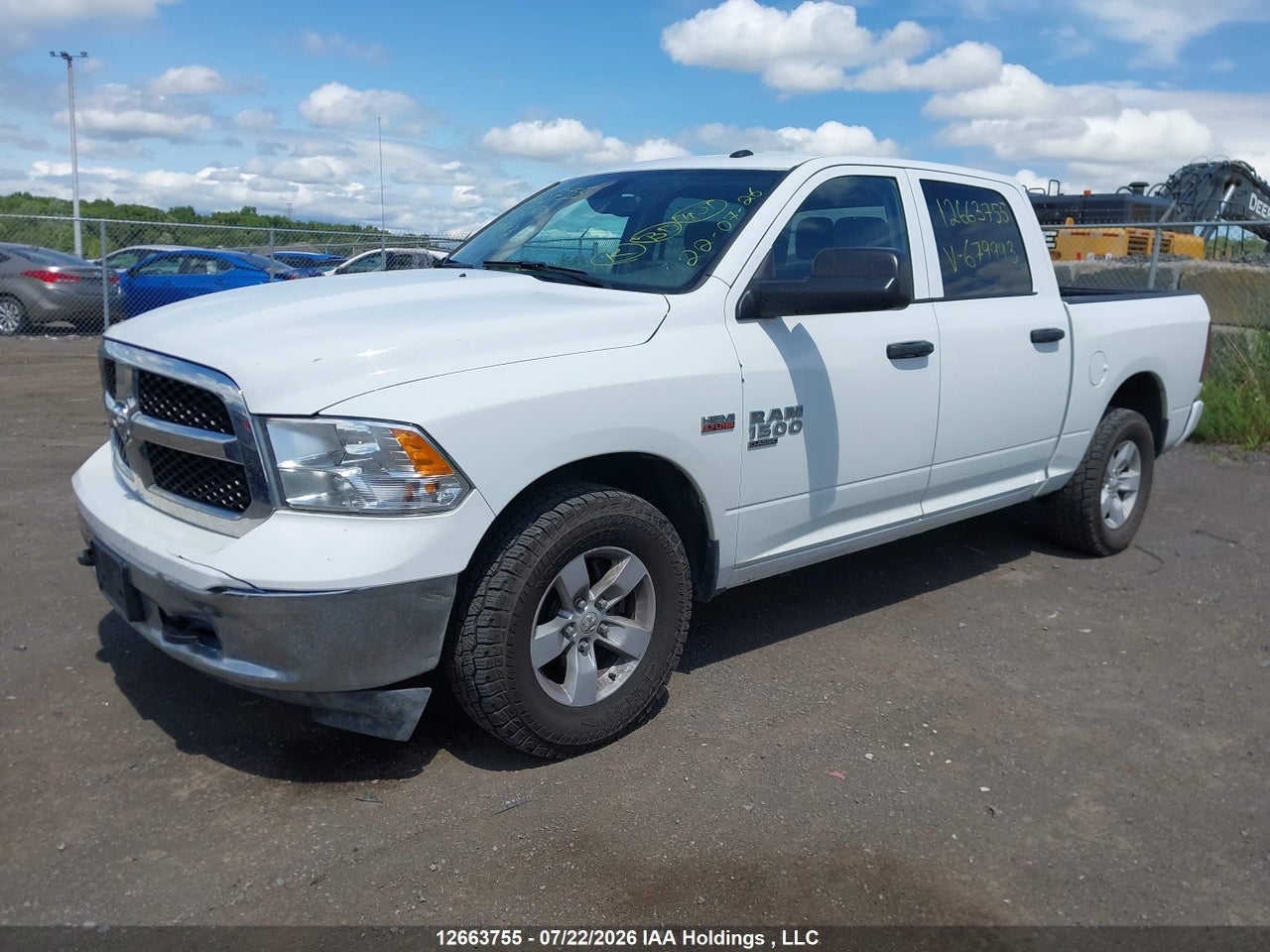 2023 RAM 1500 CLASSIC SLT thumbnail 3