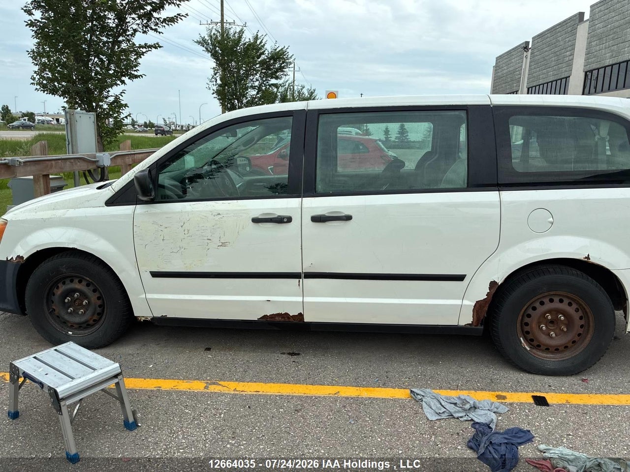 2012 DODGE GRAND CARAVAN SE thumbnail 2