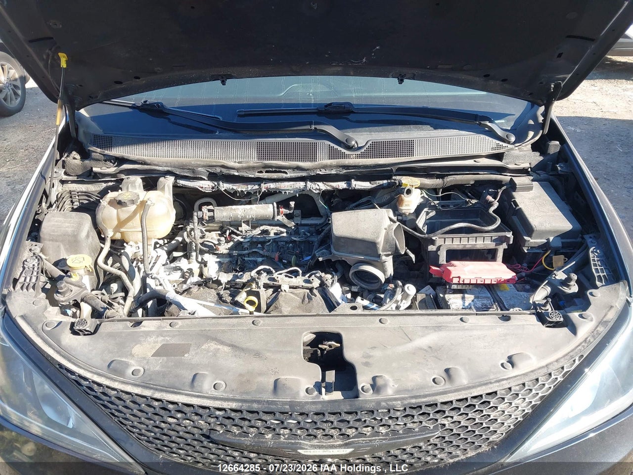 2019 CHRYSLER PACIFICA LIMITED thumbnail 11