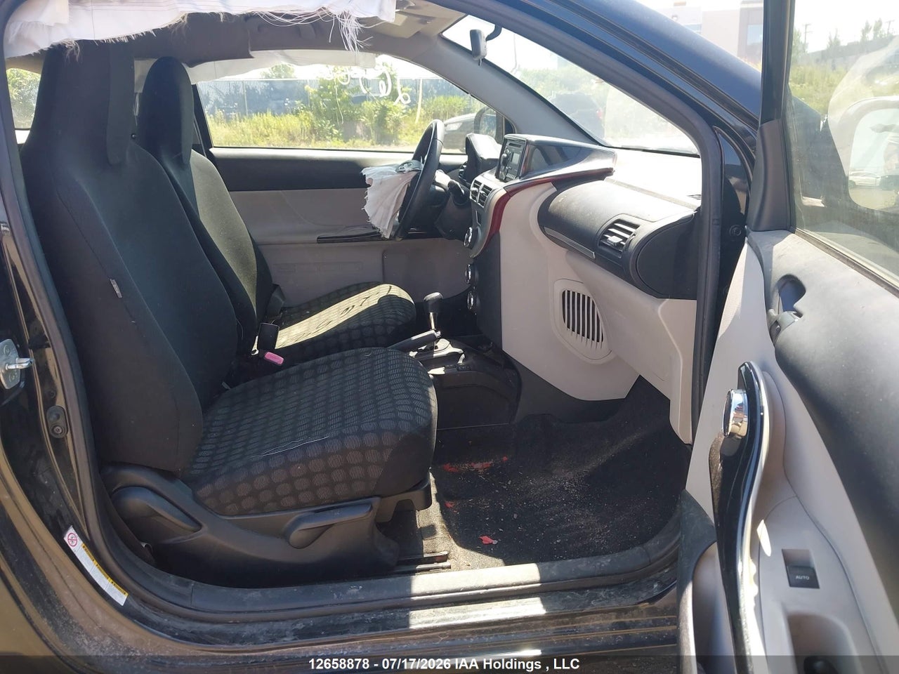2013 SCION IQ thumbnail 6