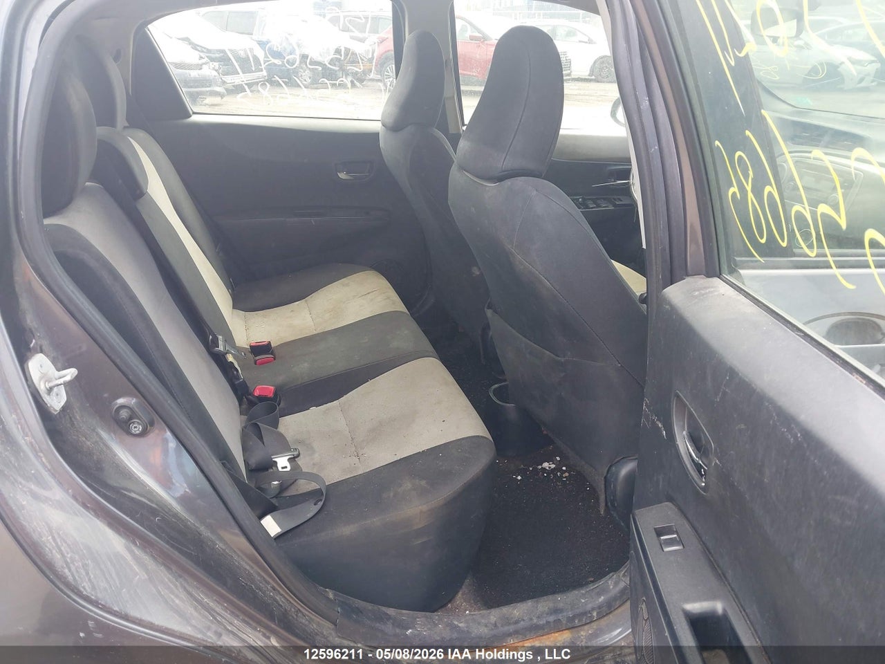 2013 TOYOTA YARIS LE thumbnail 9