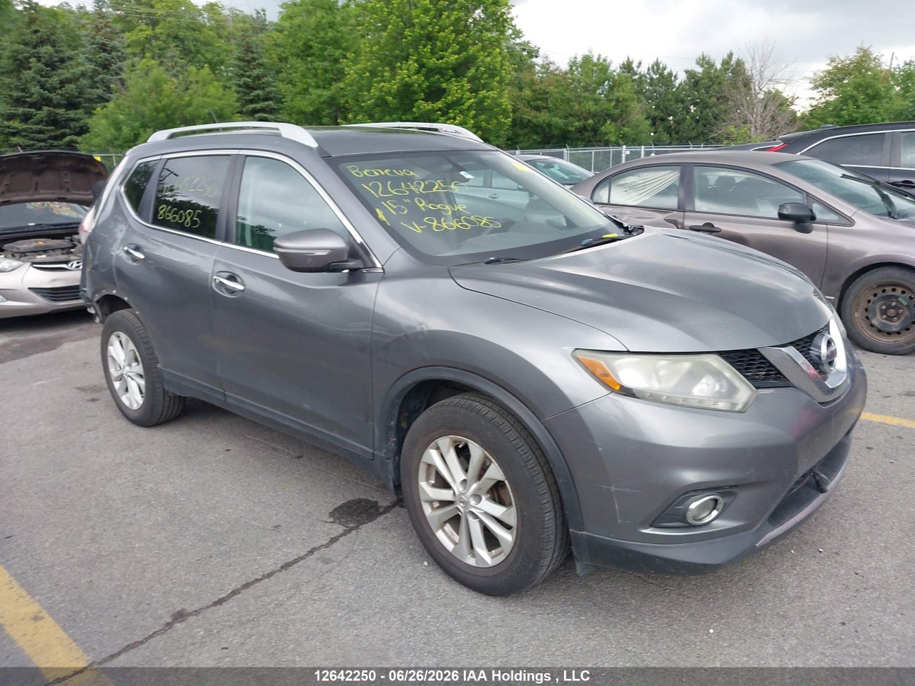 2015 NISSAN ROGUE S/SV thumbnail 2