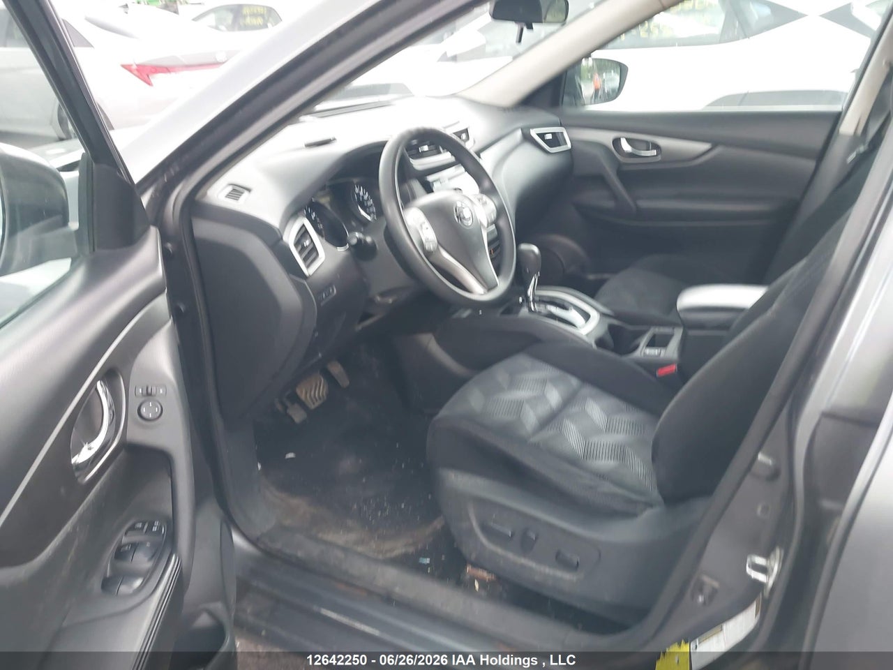 2015 NISSAN ROGUE S/SV thumbnail 6