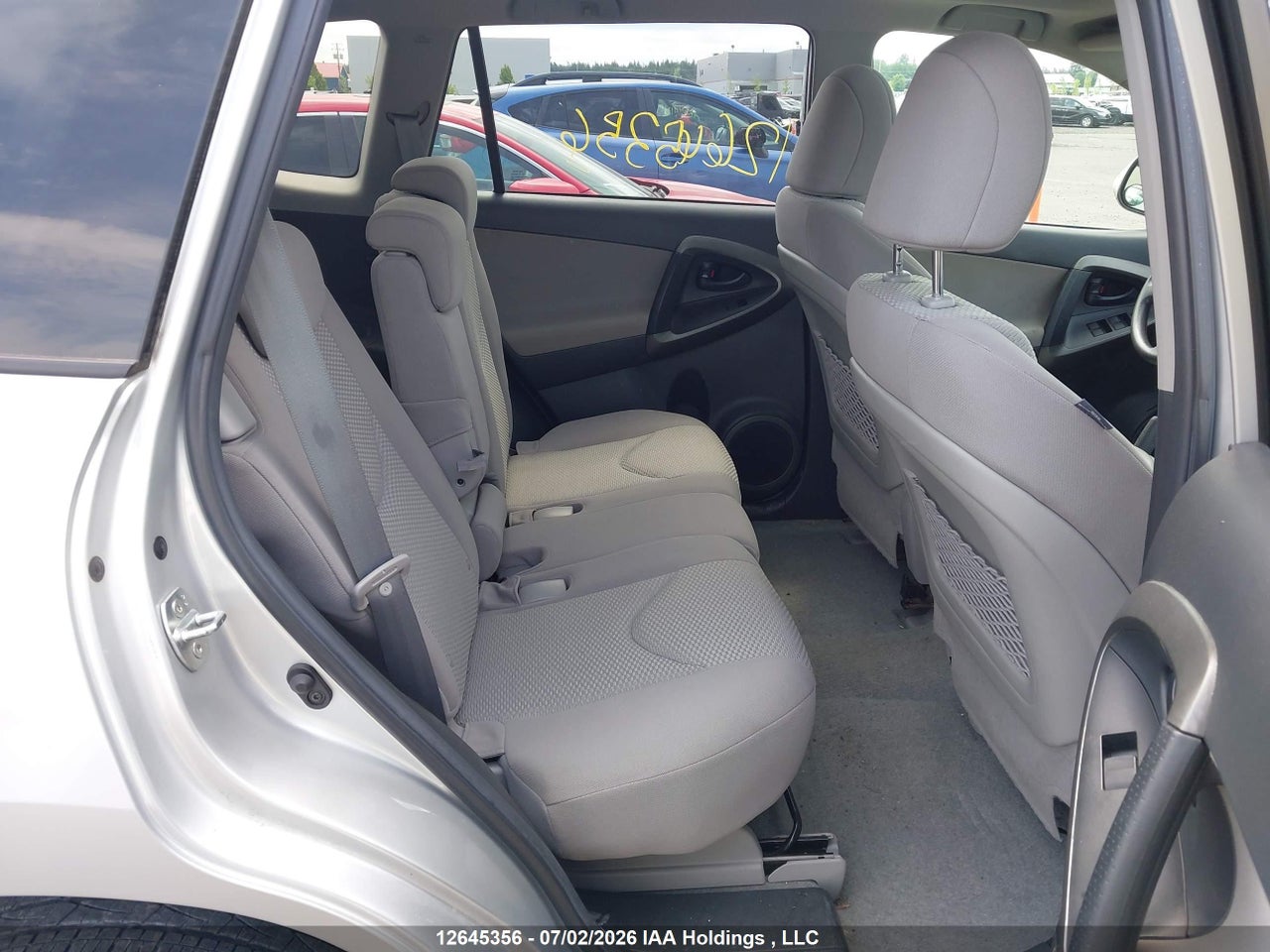 2011 TOYOTA RAV4 thumbnail 9