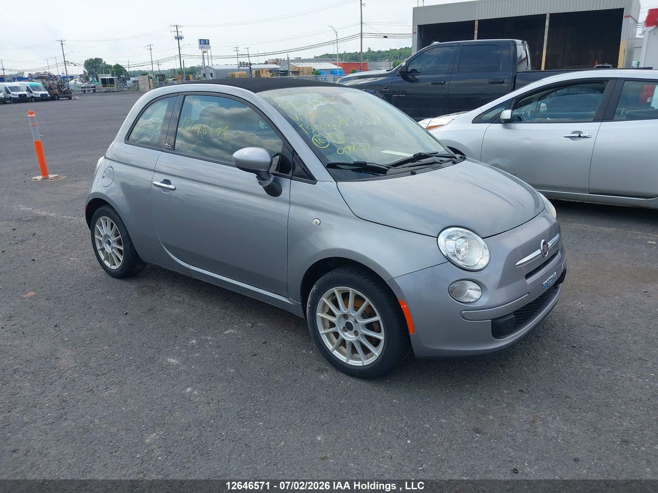 2016 FIAT 500C POP thumbnail 2
