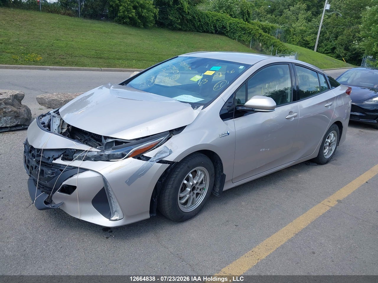 2020 TOYOTA PRIUS PRIME UPGRADE thumbnail 3