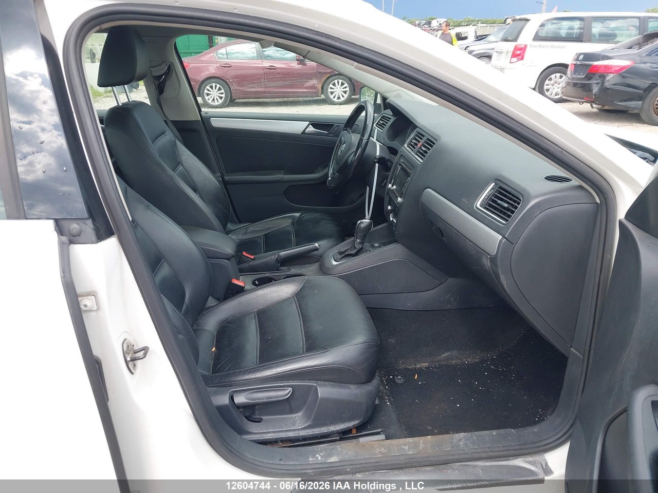 2012 VOLKSWAGEN JETTA SEL thumbnail 6