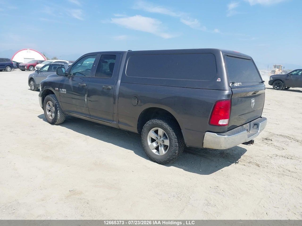 2017 RAM 1500 ST thumbnail 4