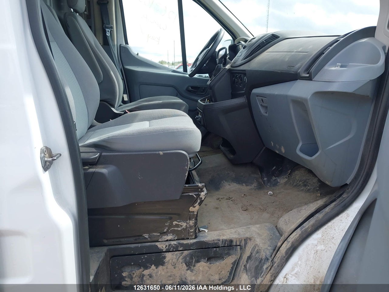 2018 FORD TRANSIT-150 thumbnail 6