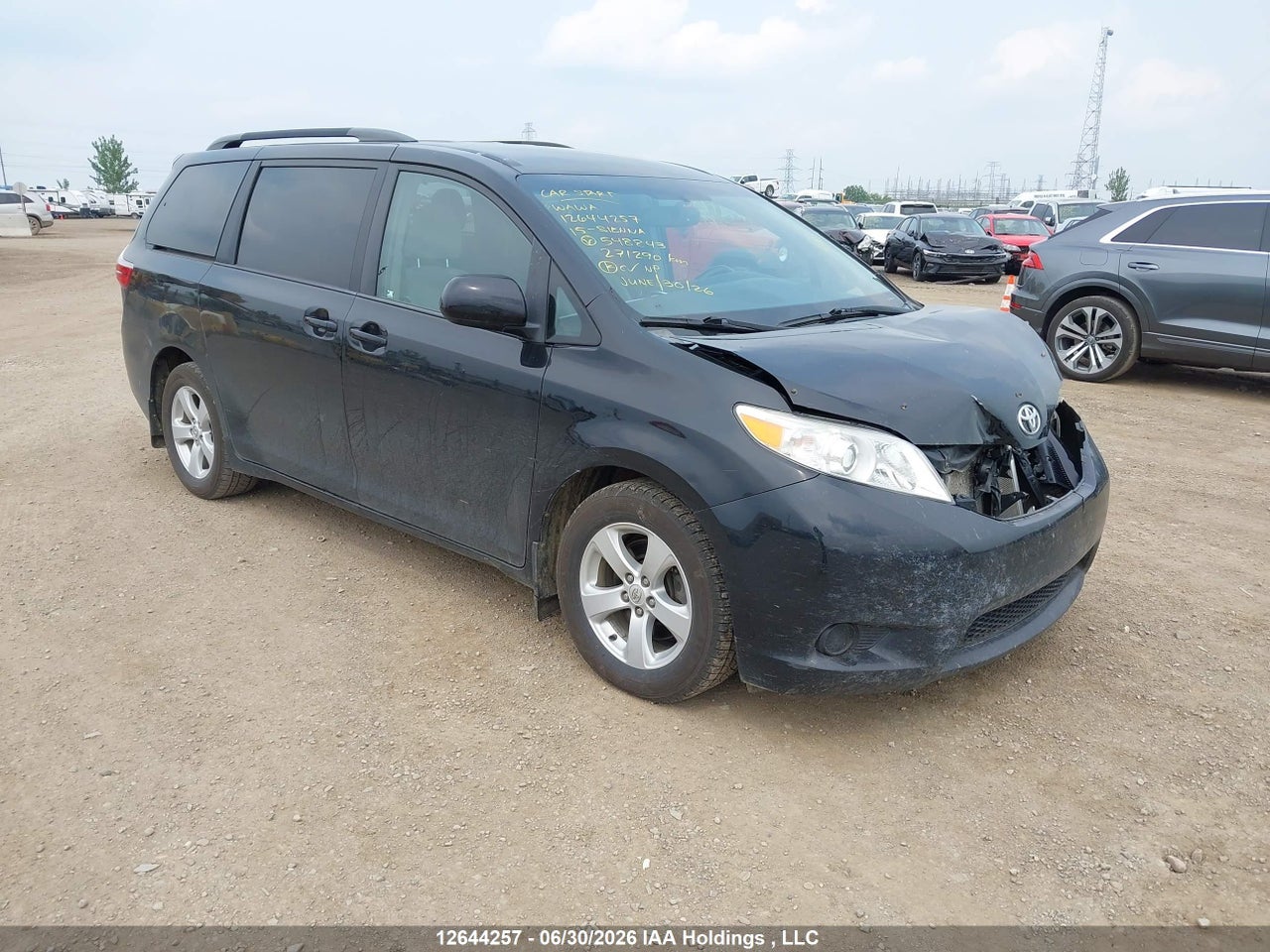 2015 TOYOTA SIENNA LE V6 thumbnail 2