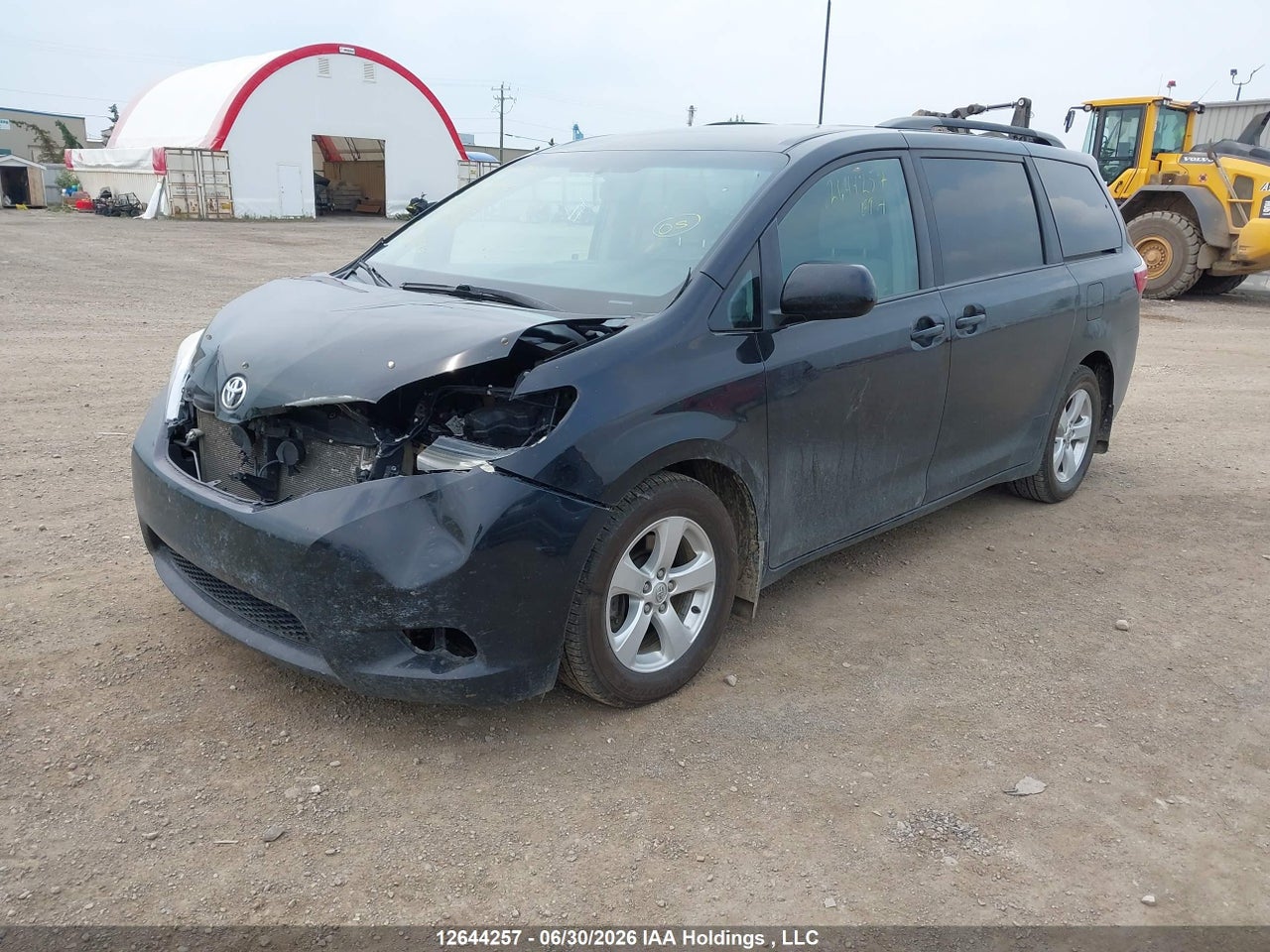 2015 TOYOTA SIENNA LE V6 thumbnail 3
