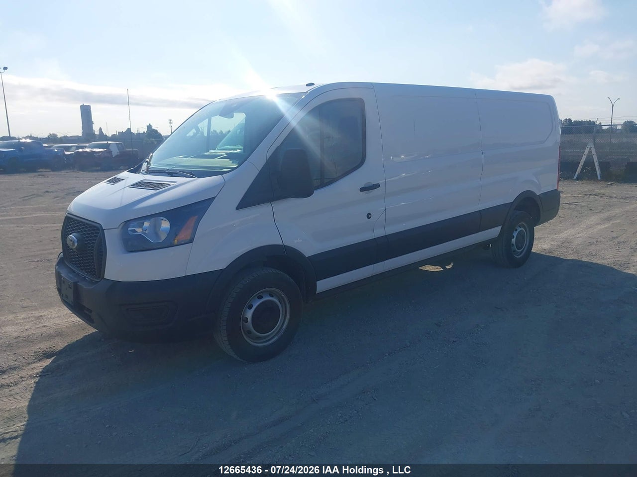 2025 FORD transit t-250 thumbnail 3