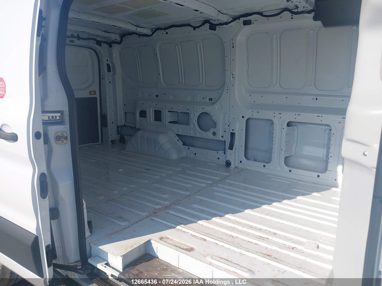 2025 FORD transit t-250 thumbnail 9