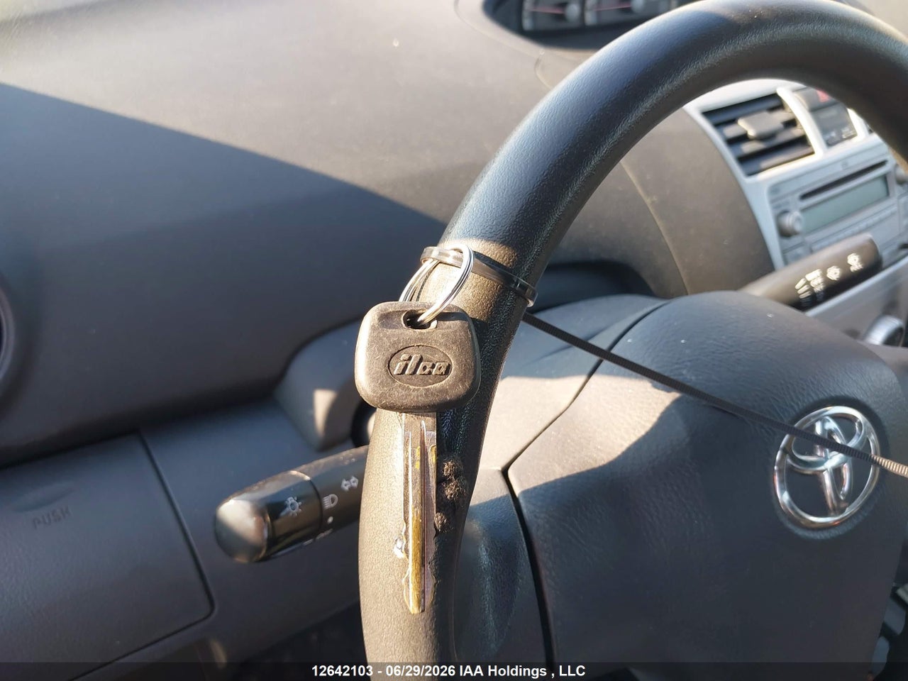 2008 TOYOTA YARIS thumbnail 12