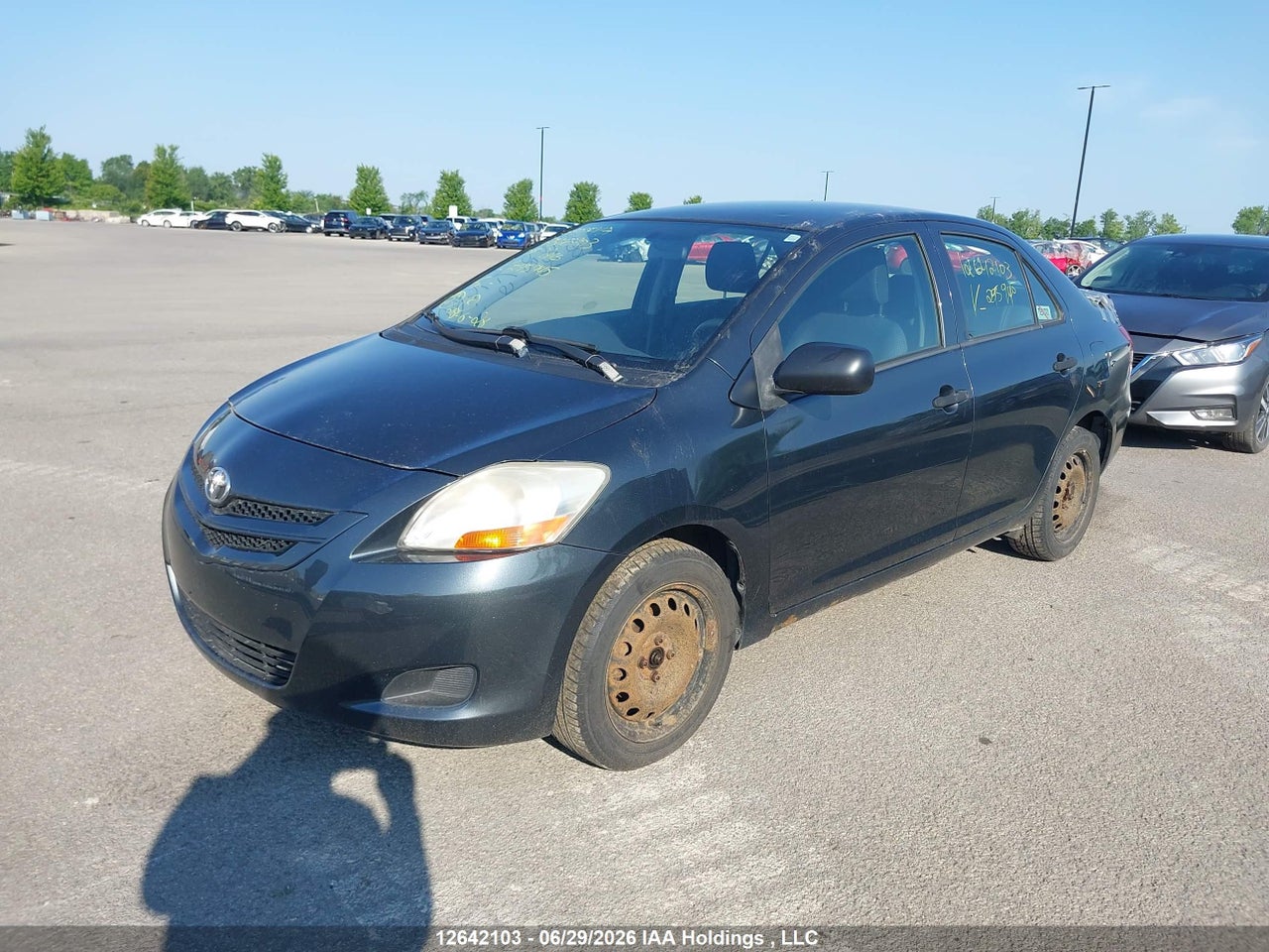 2008 TOYOTA YARIS thumbnail 3