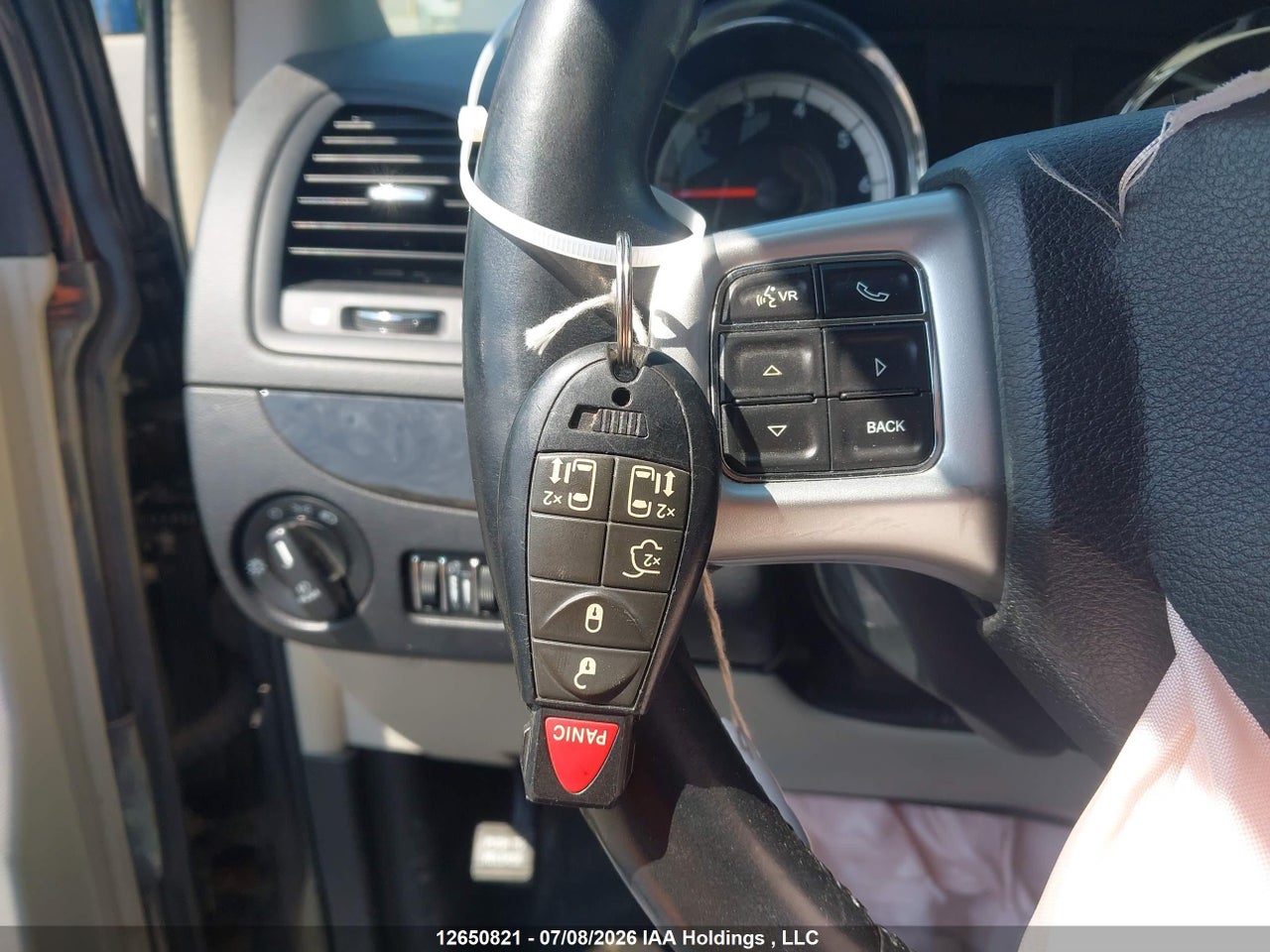 2016 DODGE GRAND CARAVAN CREW thumbnail 12