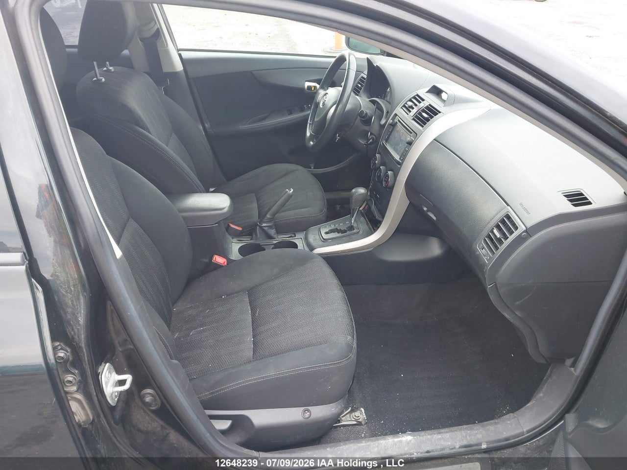 2013 TOYOTA COROLLA S thumbnail 6