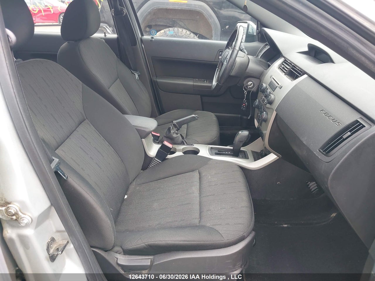 2010 FORD FOCUS SE thumbnail 6