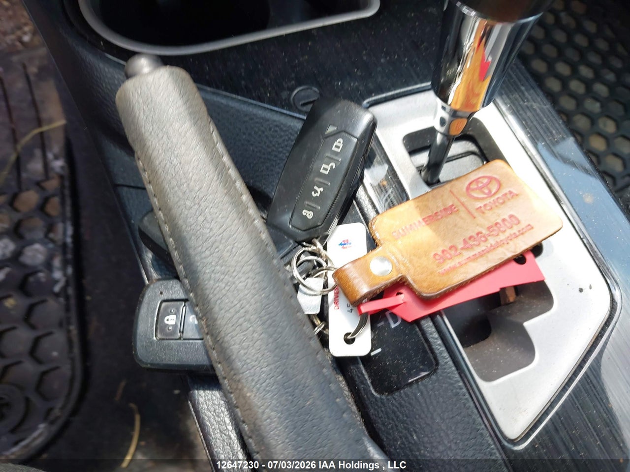 2018 TOYOTA RAV4 XLE thumbnail 12