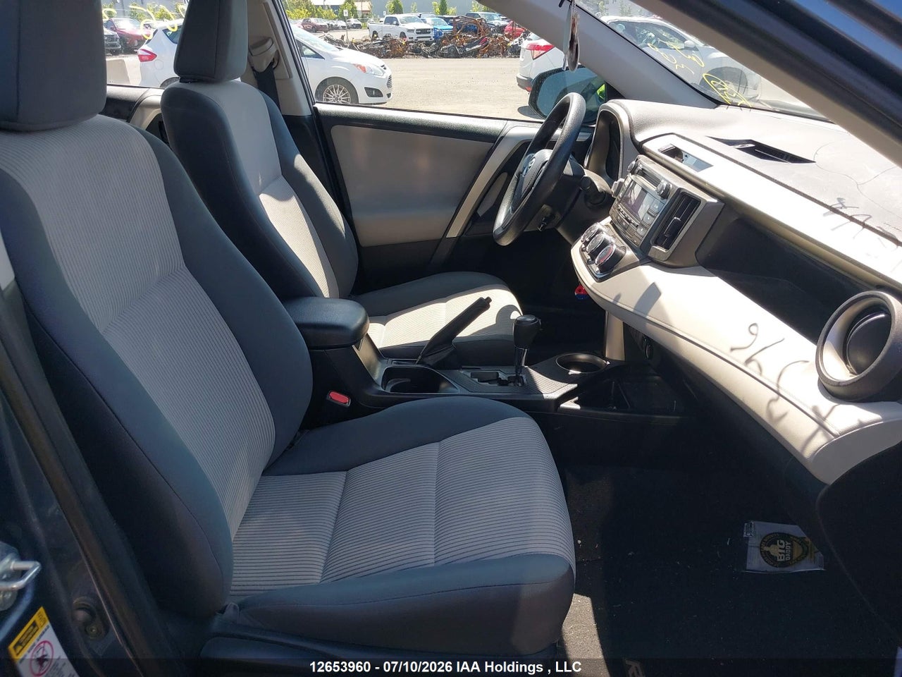 2014 TOYOTA RAV4 LE thumbnail 6