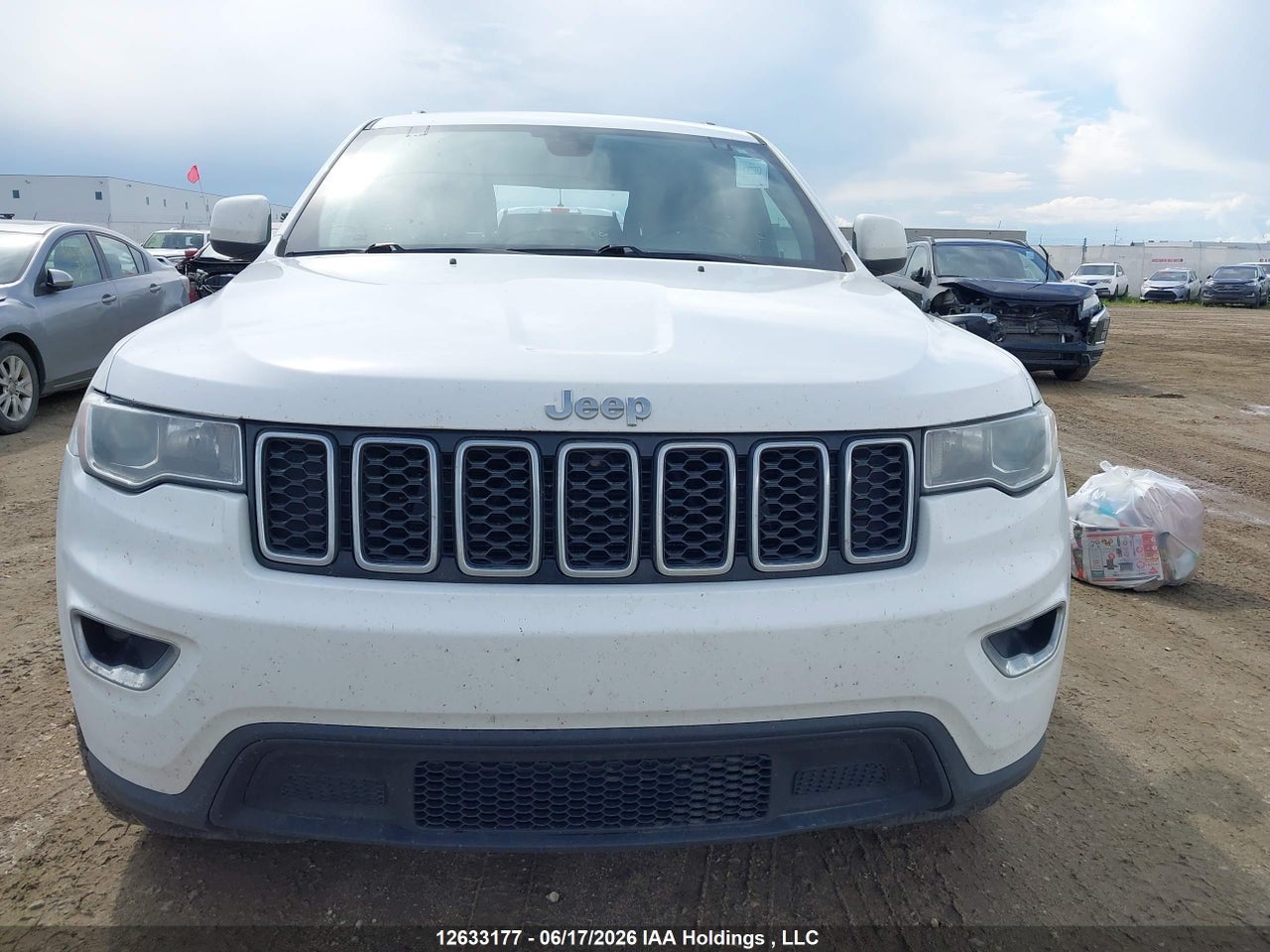 2021 JEEP GRAND CHEROKEE LAREDO thumbnail 12