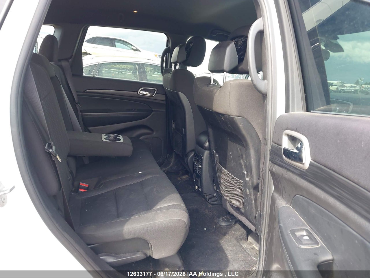 2021 JEEP GRAND CHEROKEE LAREDO thumbnail 9