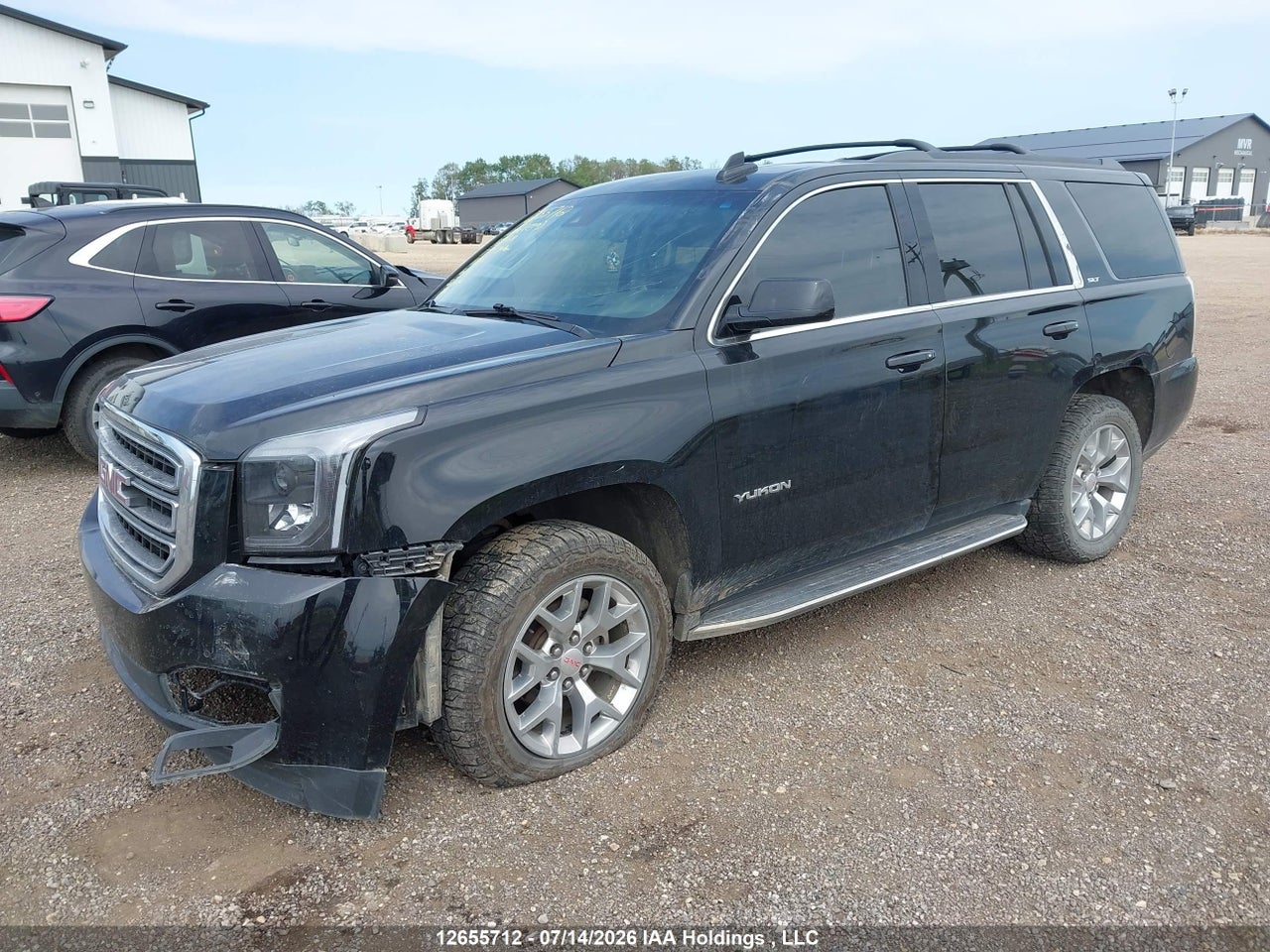 2017 GMC YUKON SLT thumbnail 3