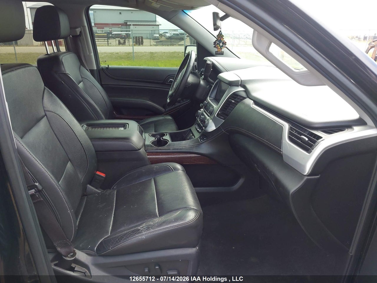 2017 GMC YUKON SLT thumbnail 6