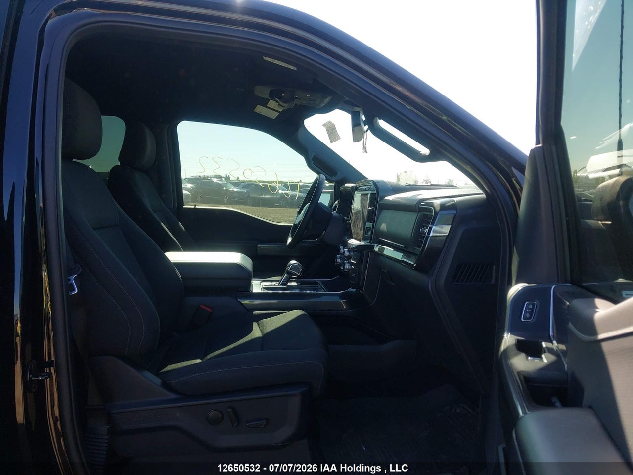 2023 FORD F-150 XLT thumbnail 6