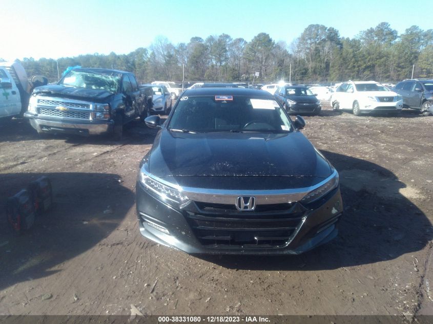 1HGCV1F94JA****** Wrecked 2018 Honda Accord in Alabama State