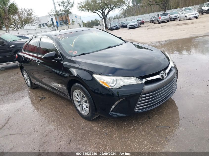 4T1BF1FK3FU****** 2015 Toyota Camry LE