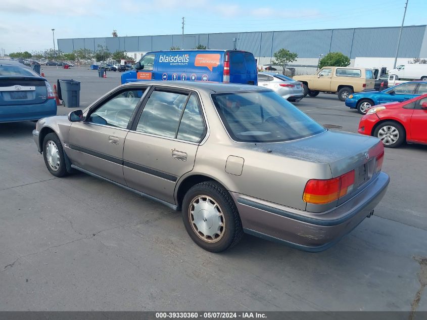1992 Honda Accord Ex VIN: 1HGCB7674NA219910 Lot: 39330360