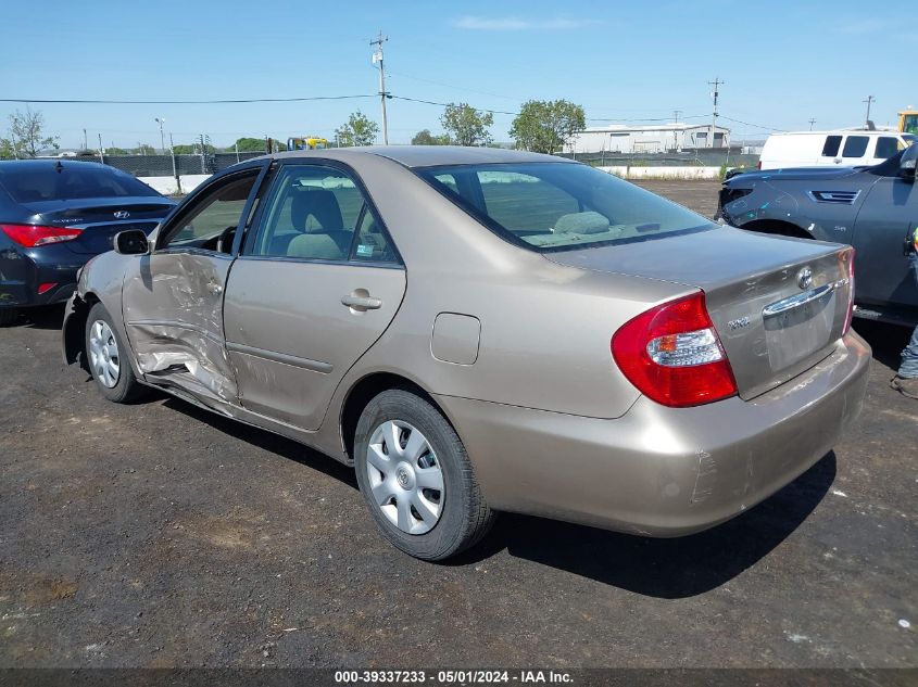 2004 Toyota Camry Le VIN: 4T1BE32K14U827462 Lot: 39337233
