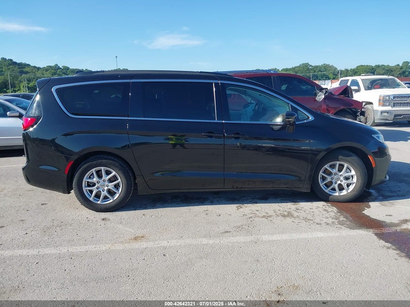 CHRYSLER PACIFICA - zdjęcie 13
