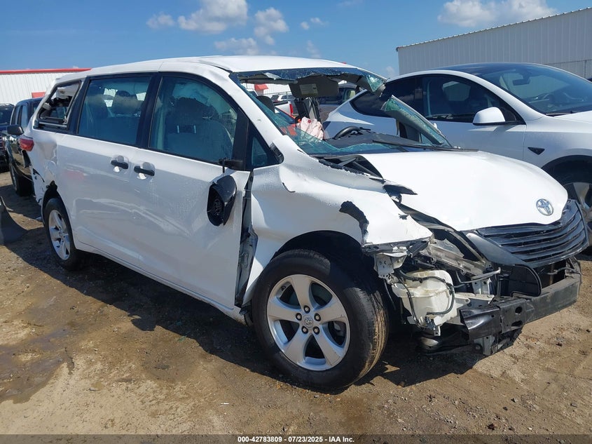 TOYOTA SIENNA - zdjęcie 1