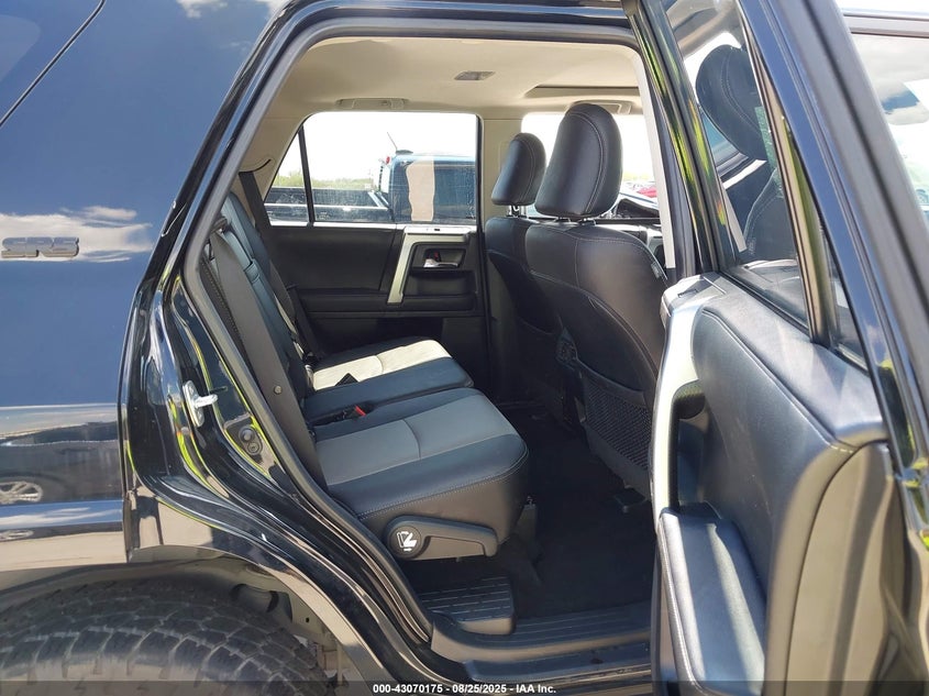 TOYOTA 4RUNNER - zdjęcie 8