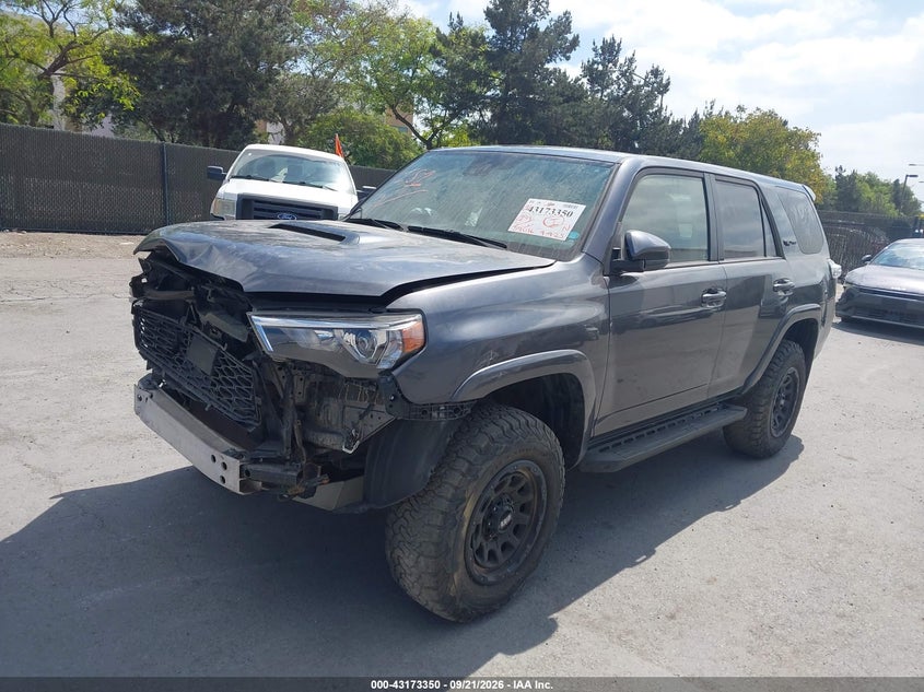 TOYOTA 4RUNNER - zdjęcie 2