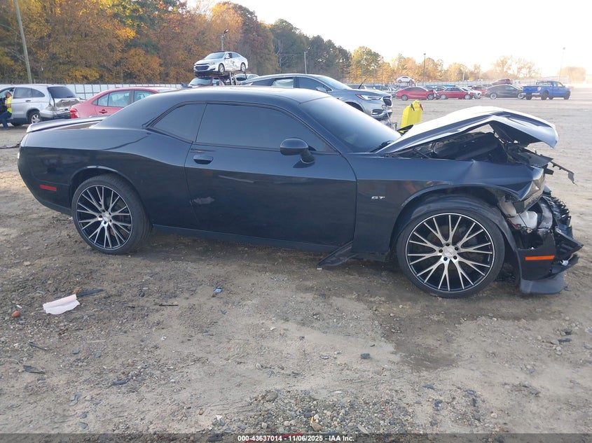 DODGE CHALLENGER - zdjęcie 13