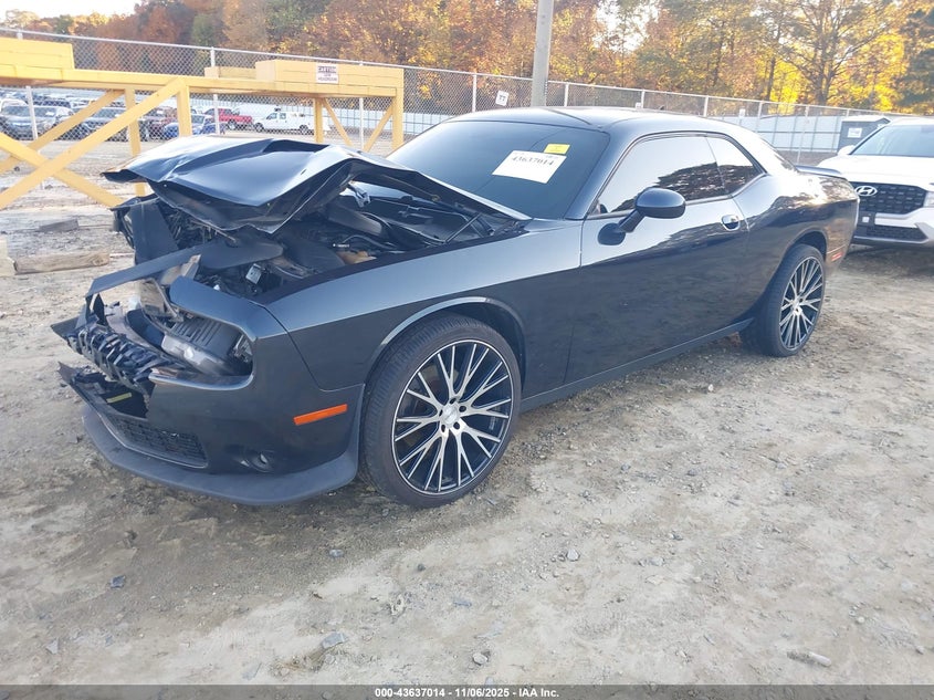 DODGE CHALLENGER - zdjęcie 2