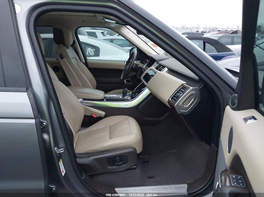 LAND ROVER RANGE ROVER SPORT - zdjęcie 5